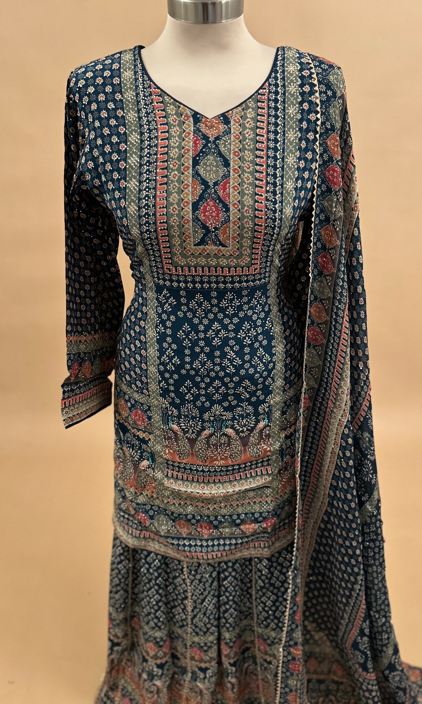 Embroidered Long Dress Party Suit